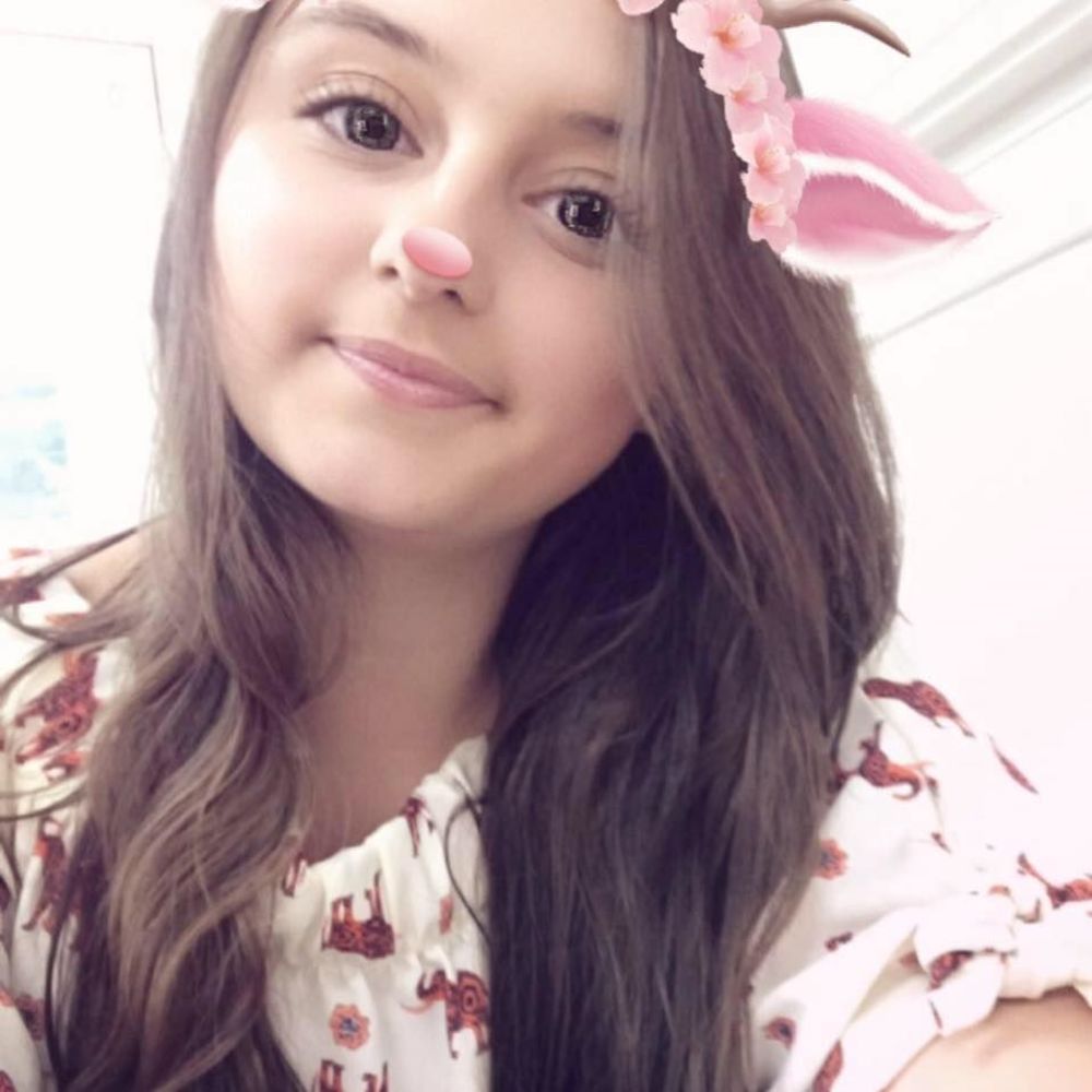 Meet your Posher, Alexis